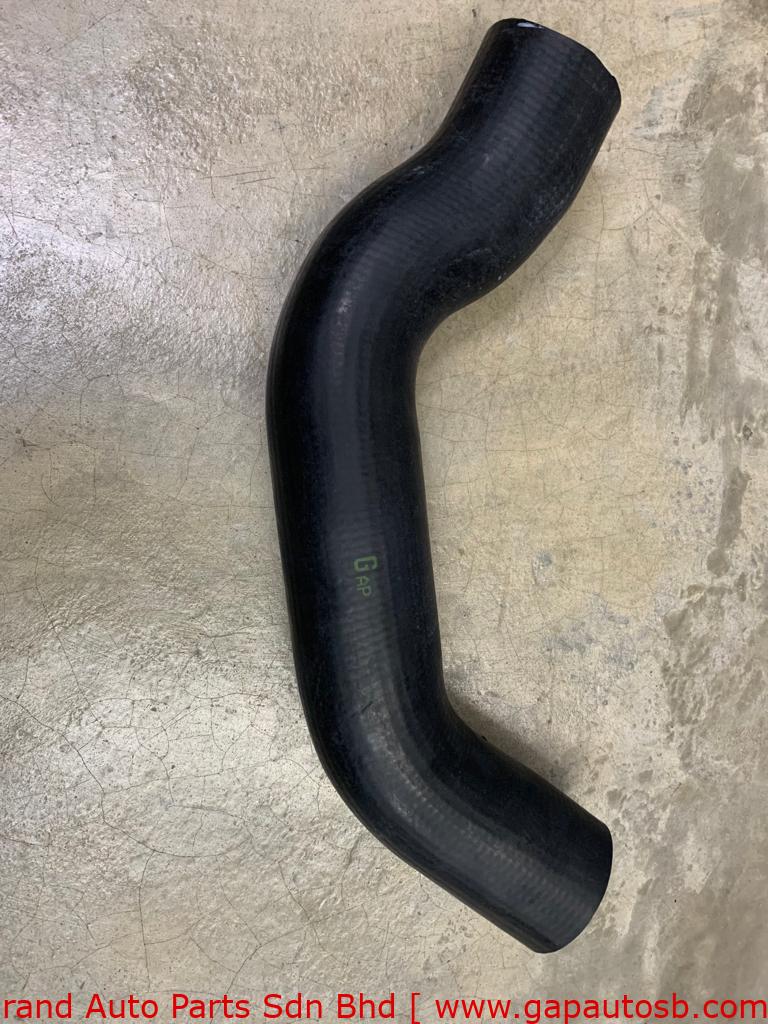 155.051/20582185/20447435 VOLVO FM12 WATER HOSE LOWER