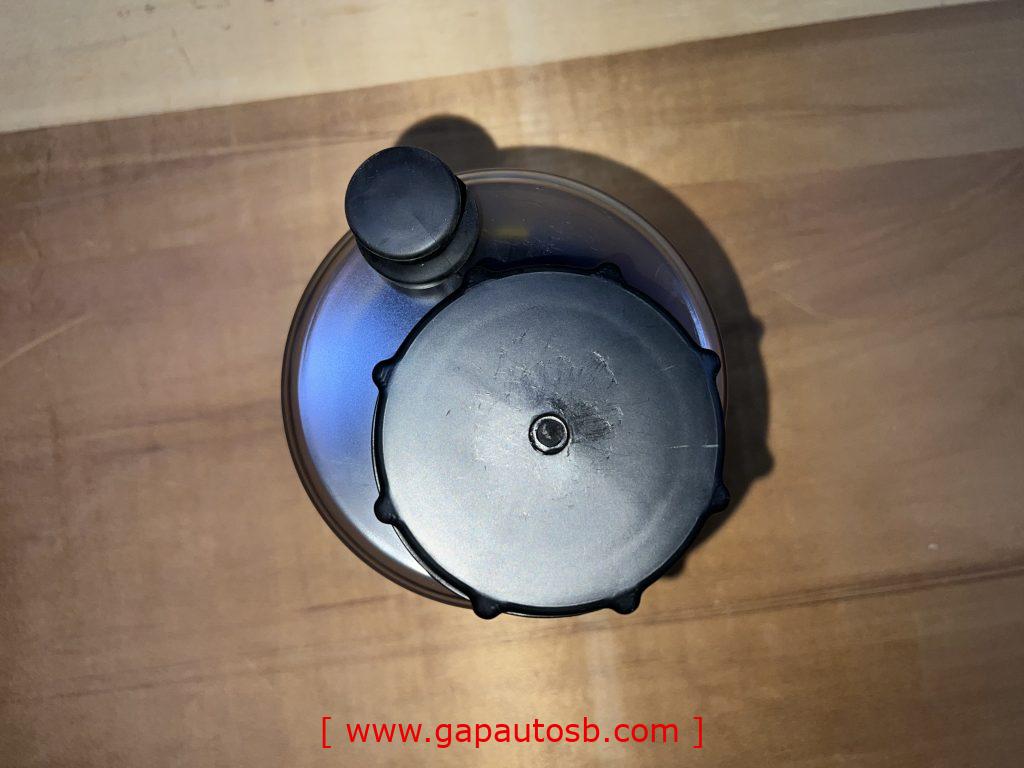 1076236 SCANIA / VOLVO / MAN POWER STEERING TANK 3 153BAC49 D8CD 41EA 8979 0DEF704FA97C