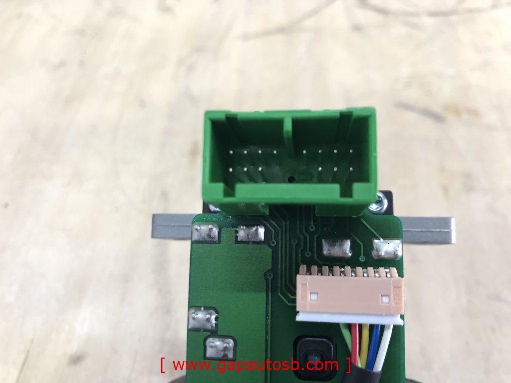 20797836 FM12 V2 TURN SIGNAL SWITCH 3 1C2B8AA9 A7E8 4722 BE7D 5BFA8A7E2B1D