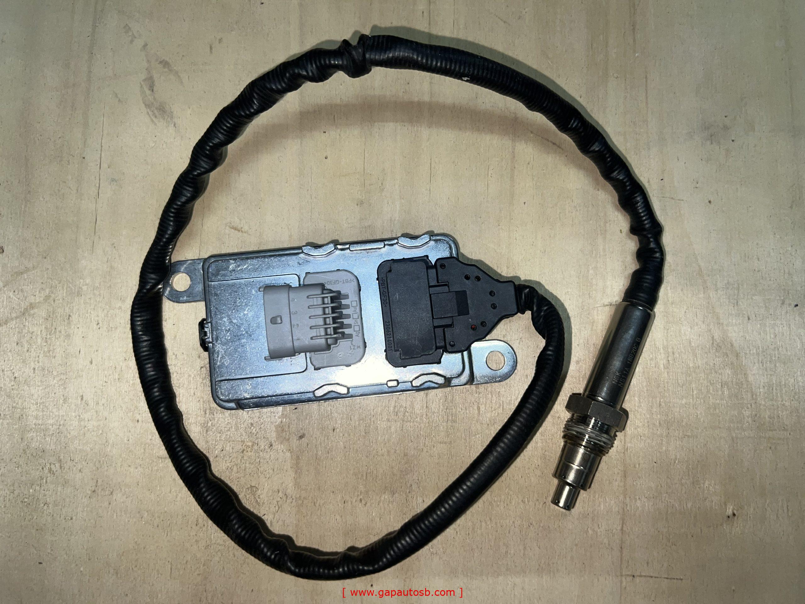 22827991 FM4 FH4 AD-BLUE SENSOR GENUINE EURO 6