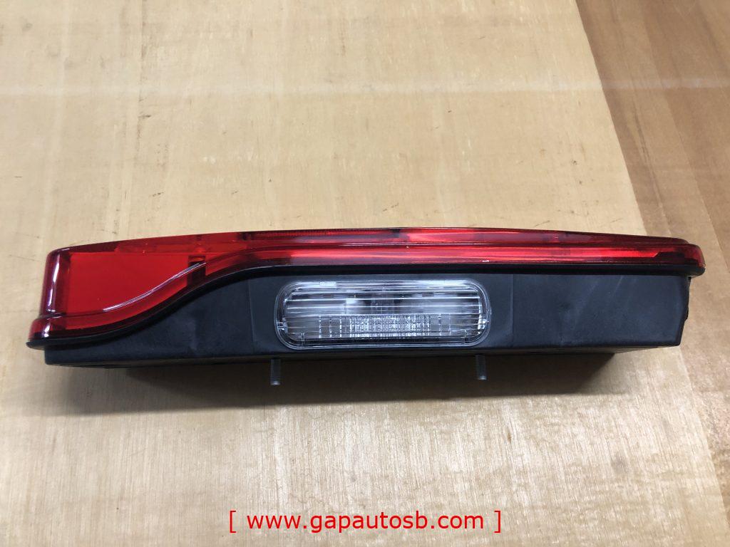 20565103 VOLVO FM400 TAIL LAMP ASSY (LH) 3 3F76D18B ED15 4722 94F7 C897FDE797A2
