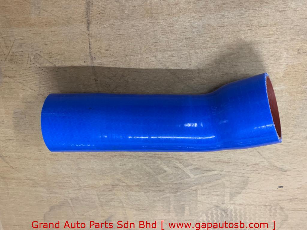 156.503/2289137 SCANIA BUS GEARBOX COOLER HOSE SILICONE