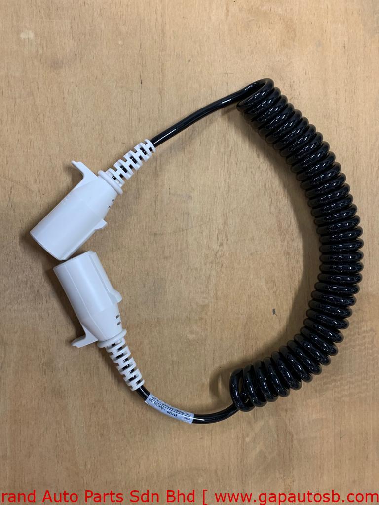 Universal Parts 7 6611247/611175 – 7 PIN ELECTRICAL CABLE PLUG N TYPE WHITE SMALL SOCKET