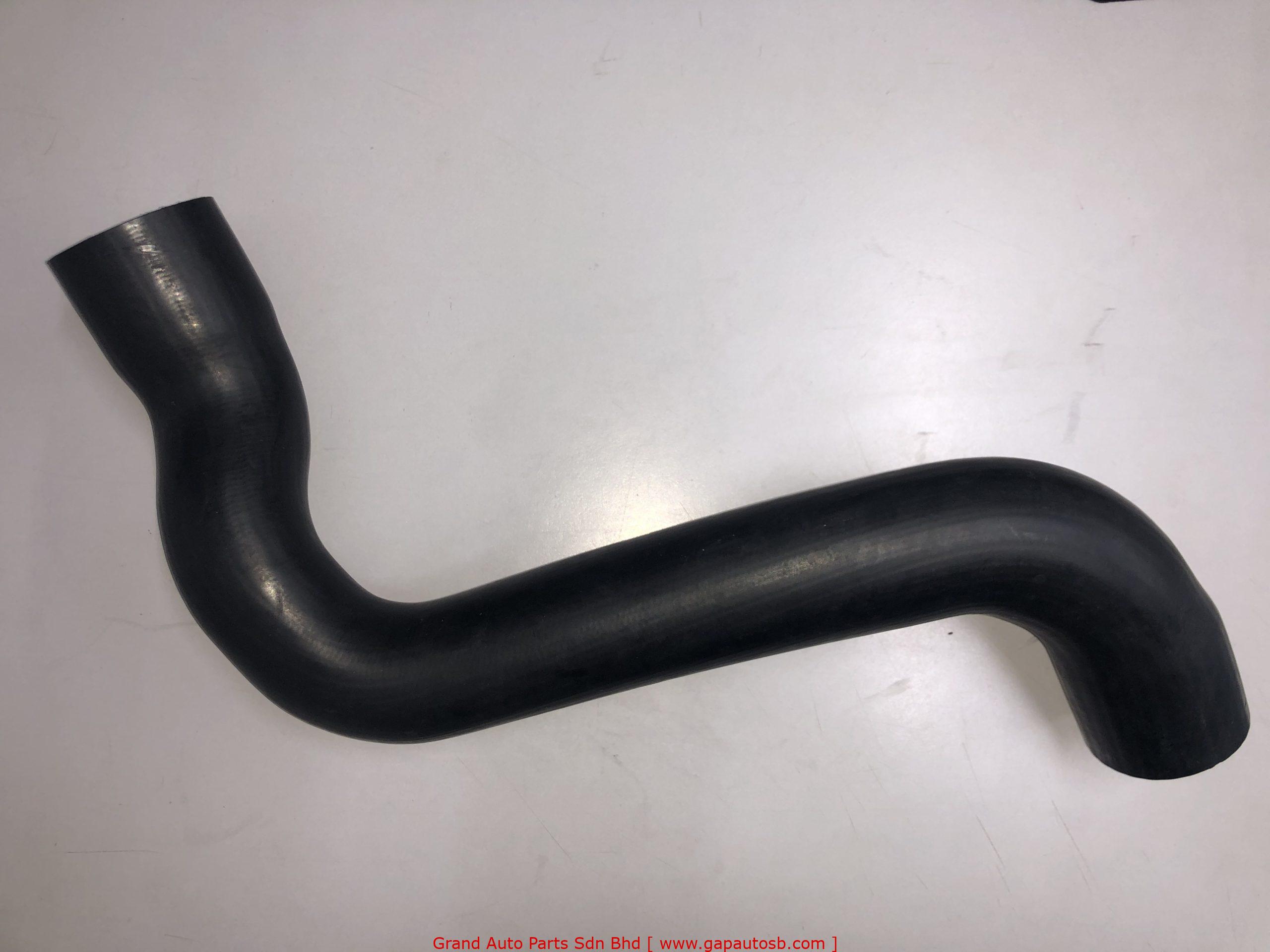 156.128/1545166 SCANIA BUS K SERIES RADIATOR UPPER HOSE