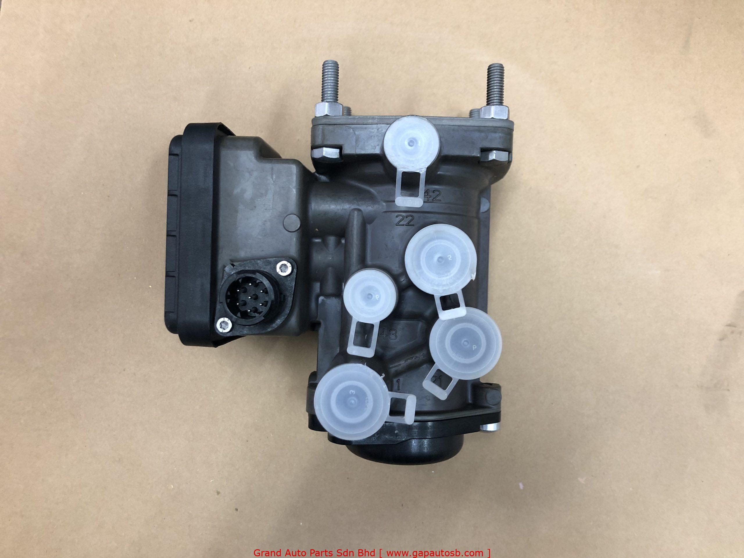 K024711 KNORR-BREMSE VOLVO SCANIA TRAILER CONTROL VALVE
