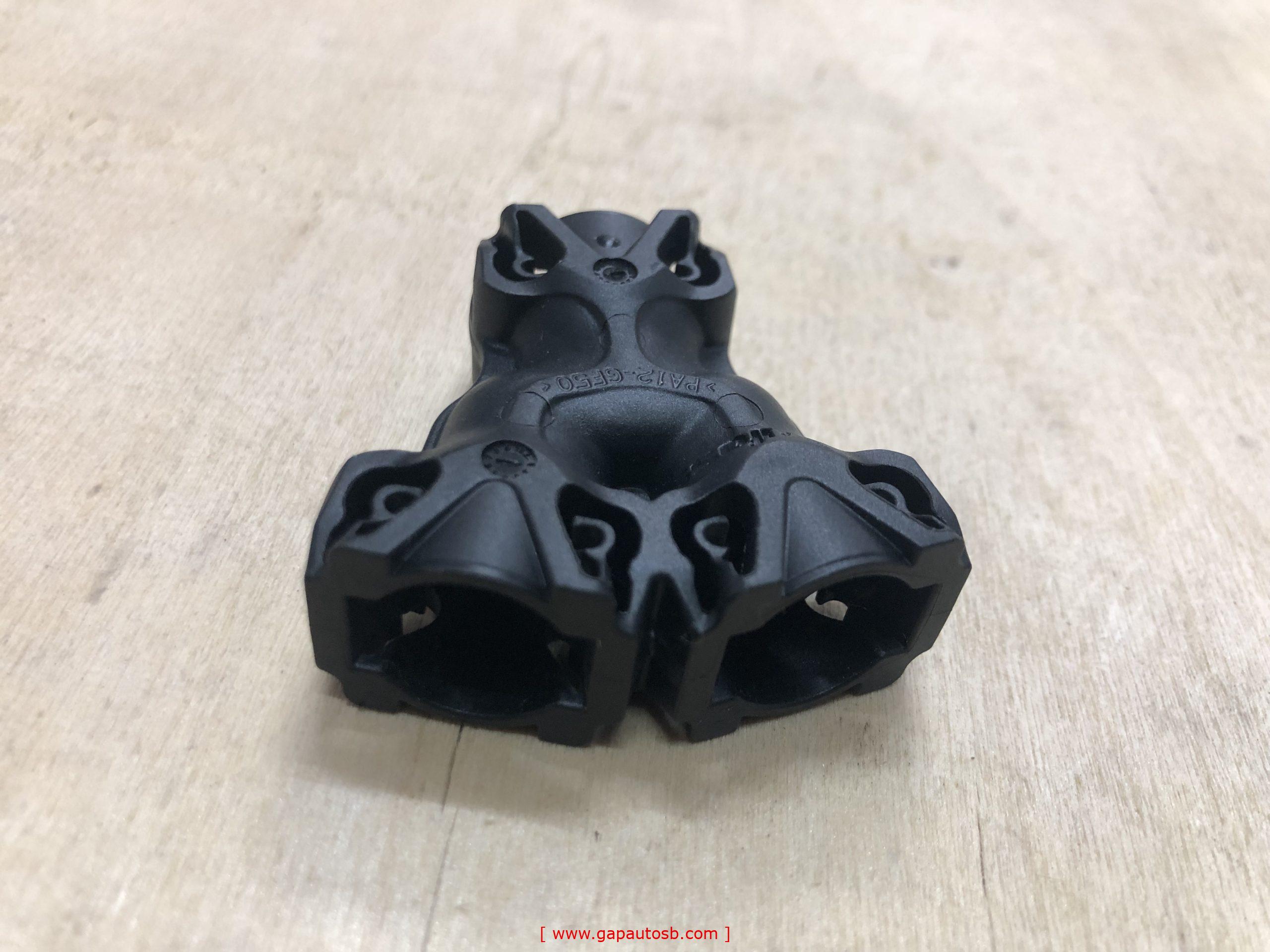 5258FR150 92040030 RAUFOSS ABC AUTO PARTS Y CONNECTOR SMALL (M15)