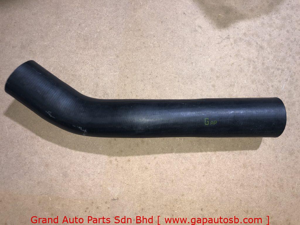 155.006/1665082 VOLVO RADIATOR HOSE 1 E9858F8D 4587 42AA 9D5E 7F90B72DC603