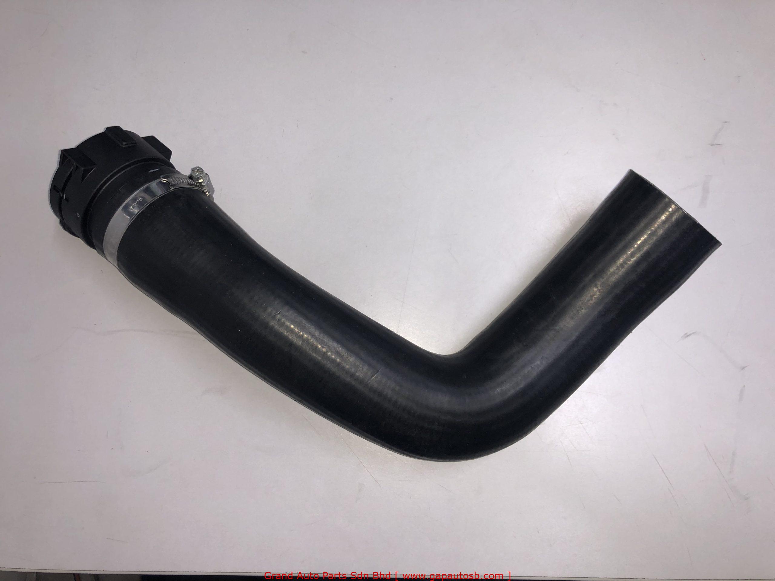 156.058/1517770 SCANIA 124 TOP HOSE