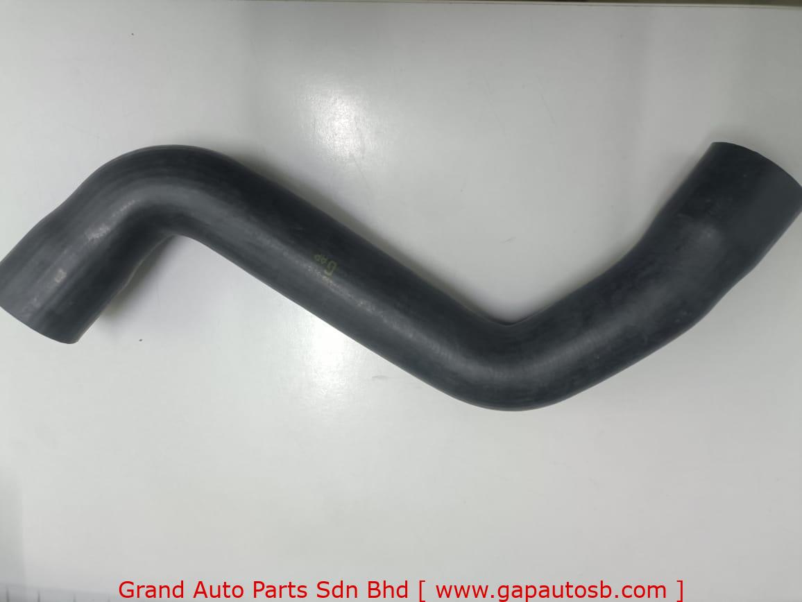 156.073/1449828 SCANIA P R SERIES RADIATOR THERMOSTAT TOP HOSE