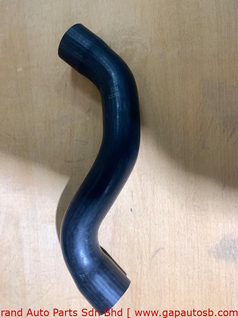 156.216/1778325 SCANIA G SERIES TOP HOSE D11/12