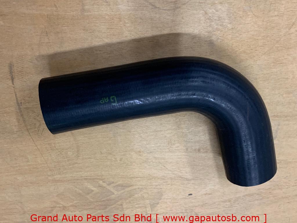 156.162/1888095 SCANIA BUS K SERIES RADIATOR HOSE UPPER L SHAPE