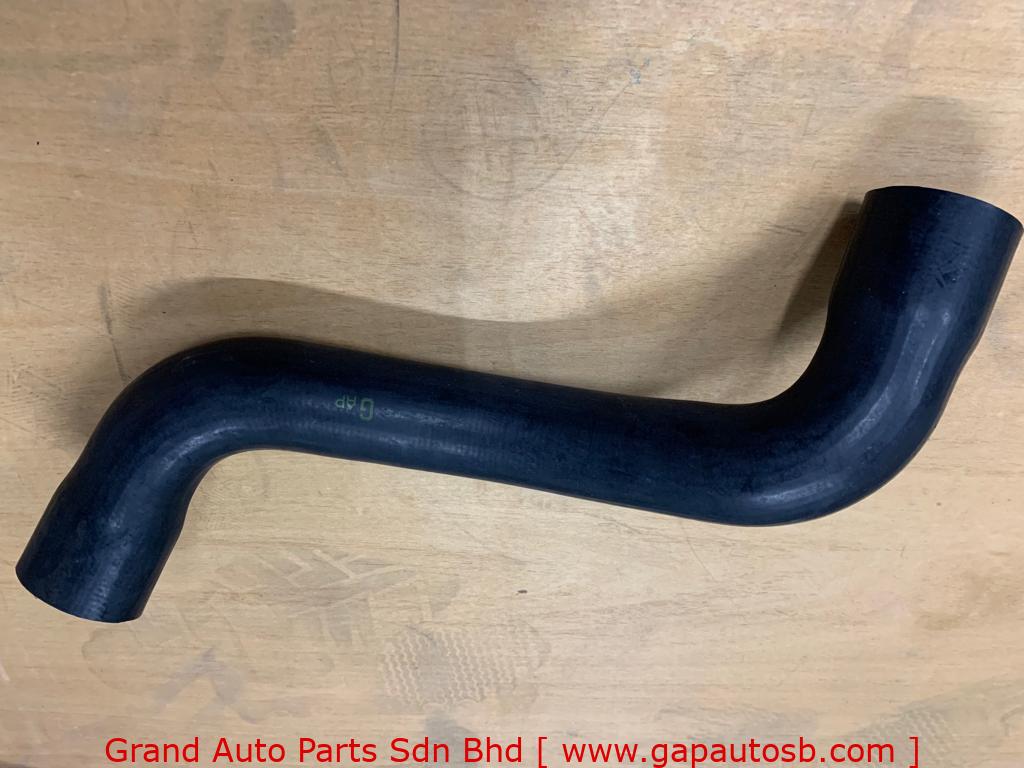 156.064/1341729 SCANIA SC124 TOP HOSE 1 ac583fe5 79a8 4f99 85bd 8e1a59b62a4e