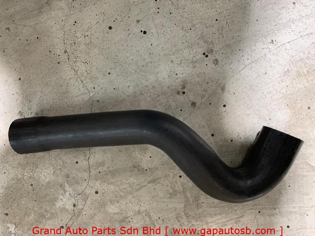 156.130/1533950 SCANIA P R G SERIES RADIATOR LOWER HOSE