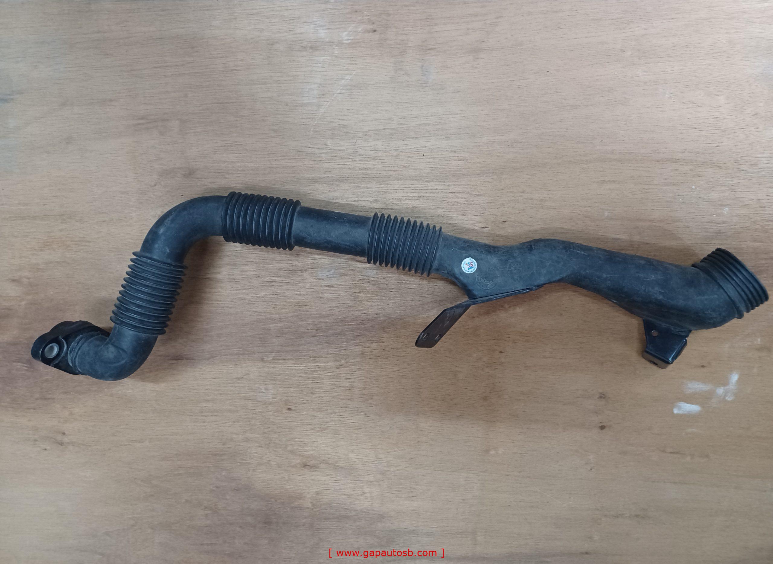 1676594 VOLVO FM10 FM12 OIL FILLER PIPE