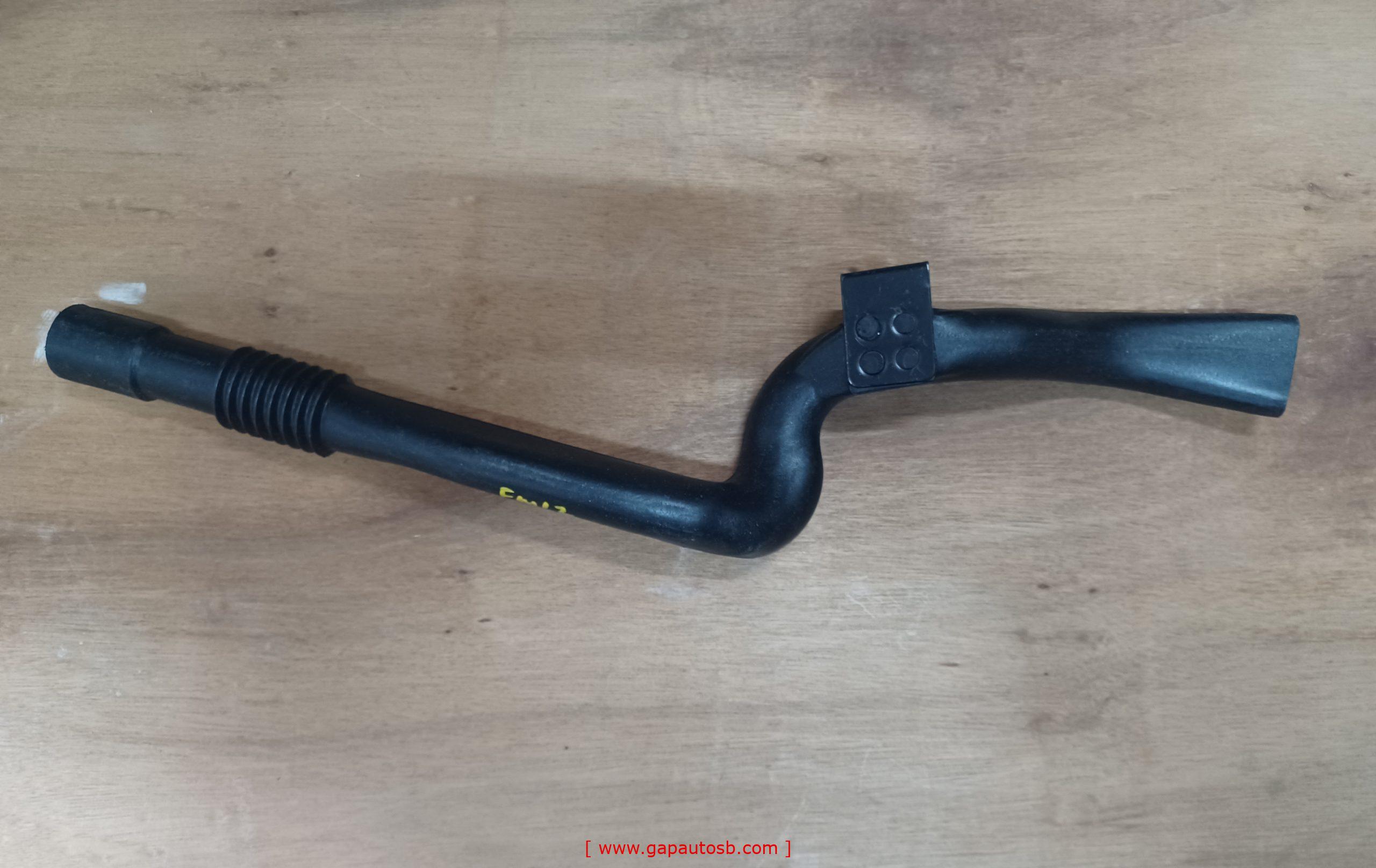 3165001 VOLVO FM12 FH12 CRANKCASE VENTILATION PIPE