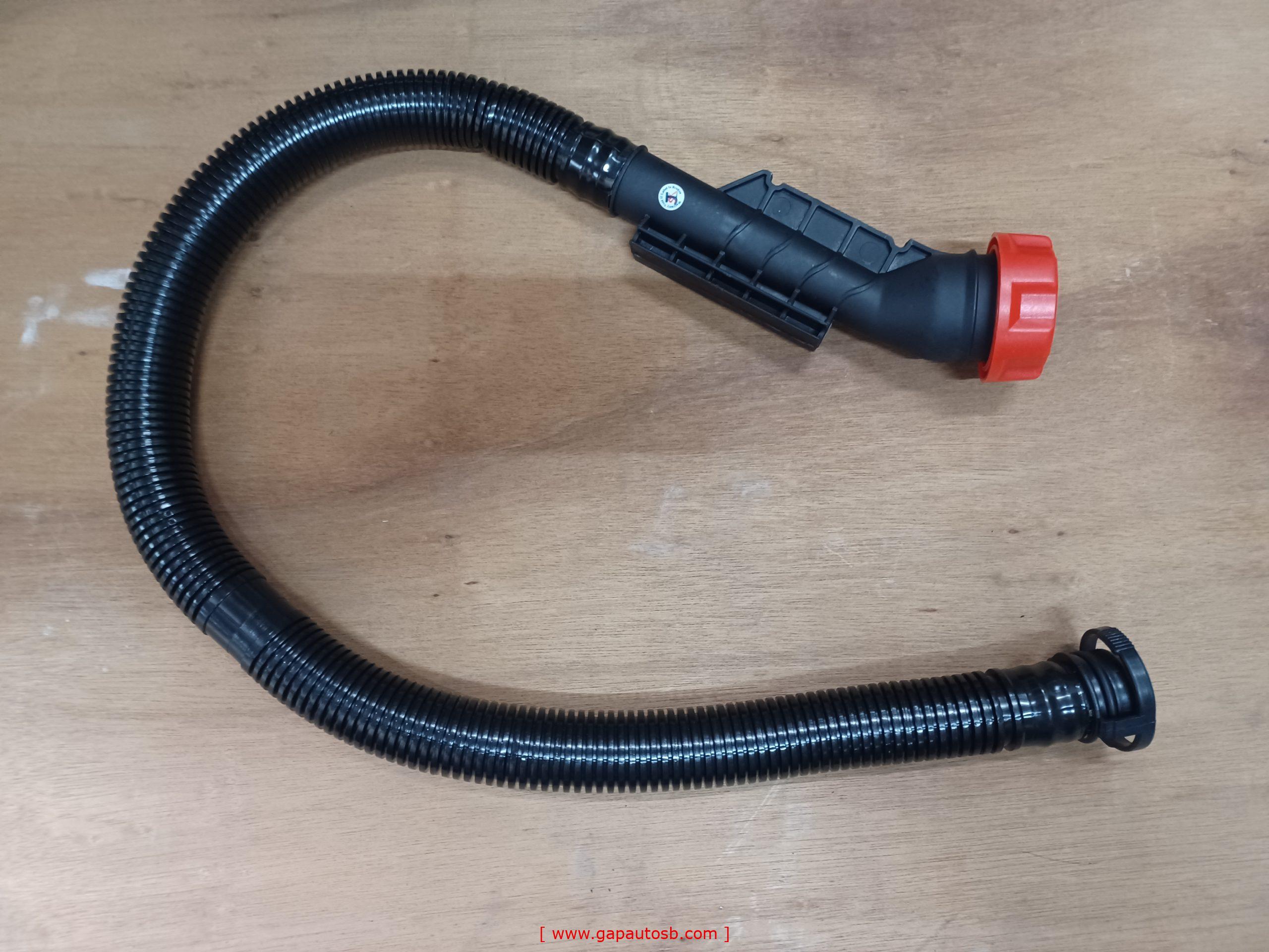 21752161 VOLVO FH4 OIL FILLER PIPE