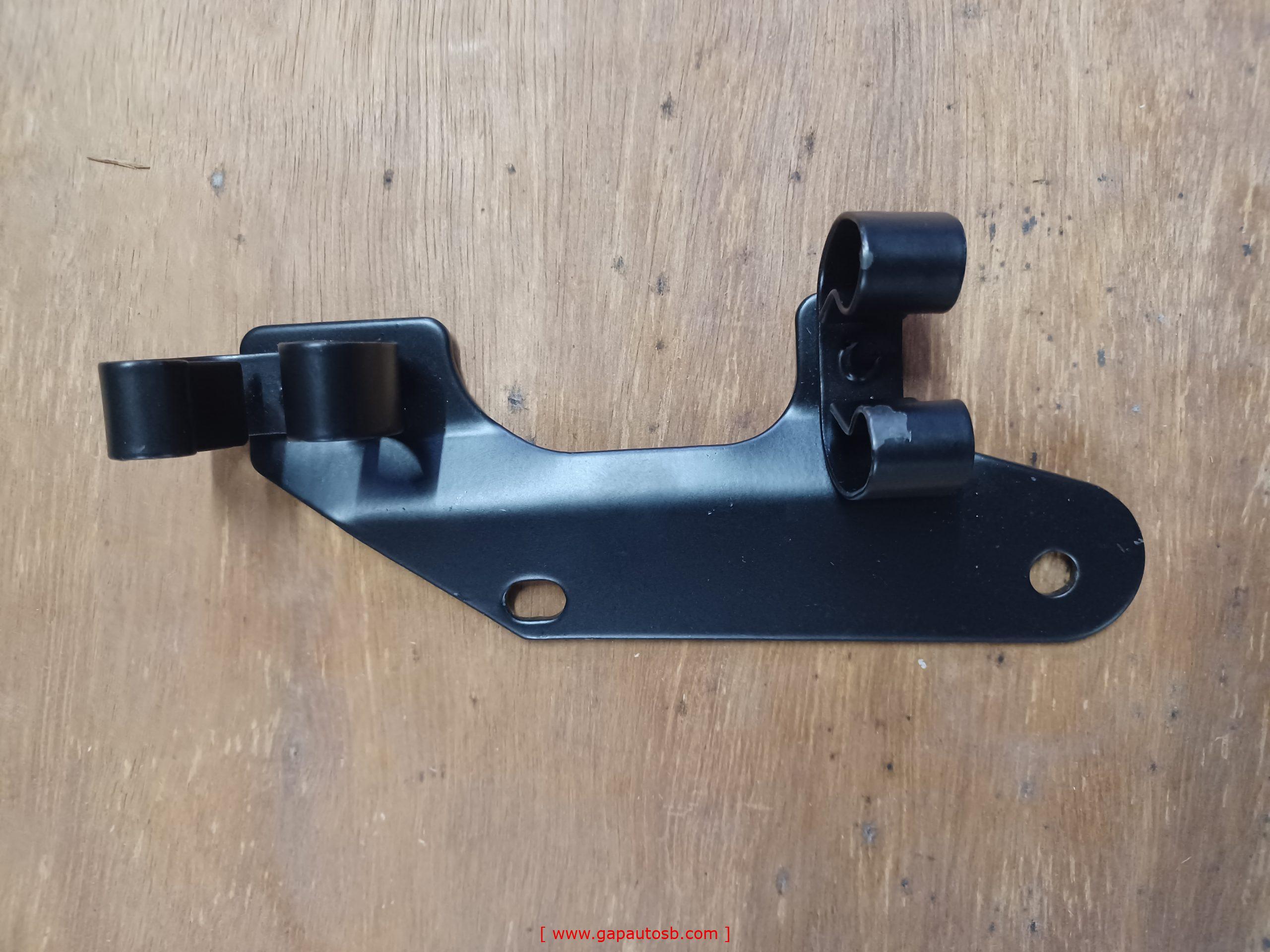 20360560 VOLVO FM10 FM12 LOWER GRILLE BRACKET LH