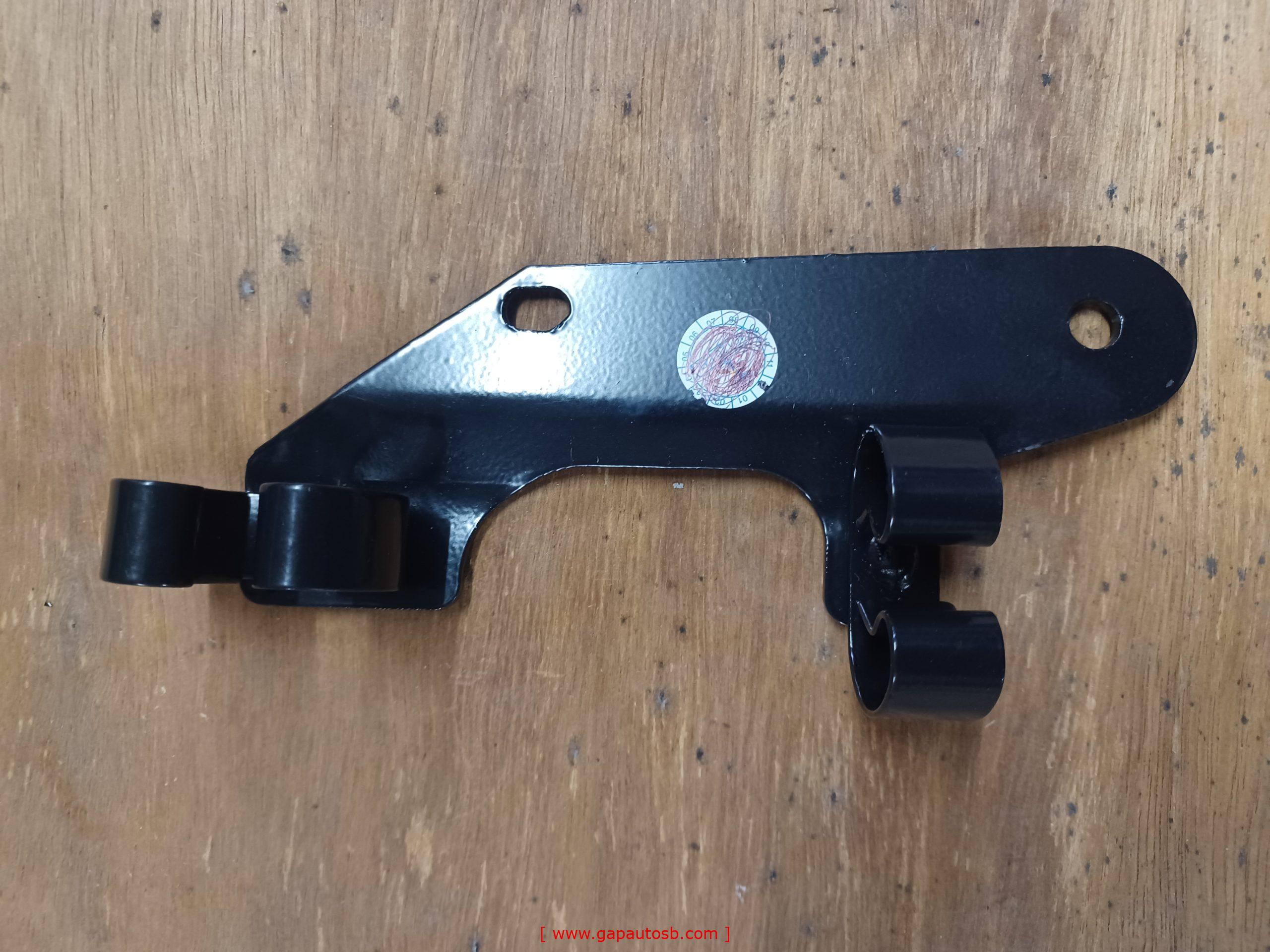 20360561 VOLVO FM10 FM12 LOWER GRILLE BRACKET RH