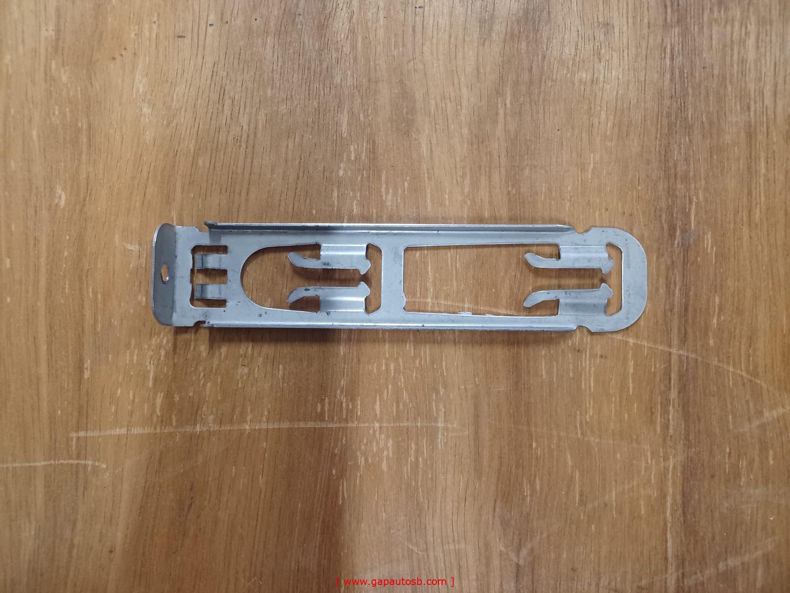 82074816 VOLVO FM11 FM13 HEAD LAMP HOUSING IRON PLATE CENTRE LH/RH