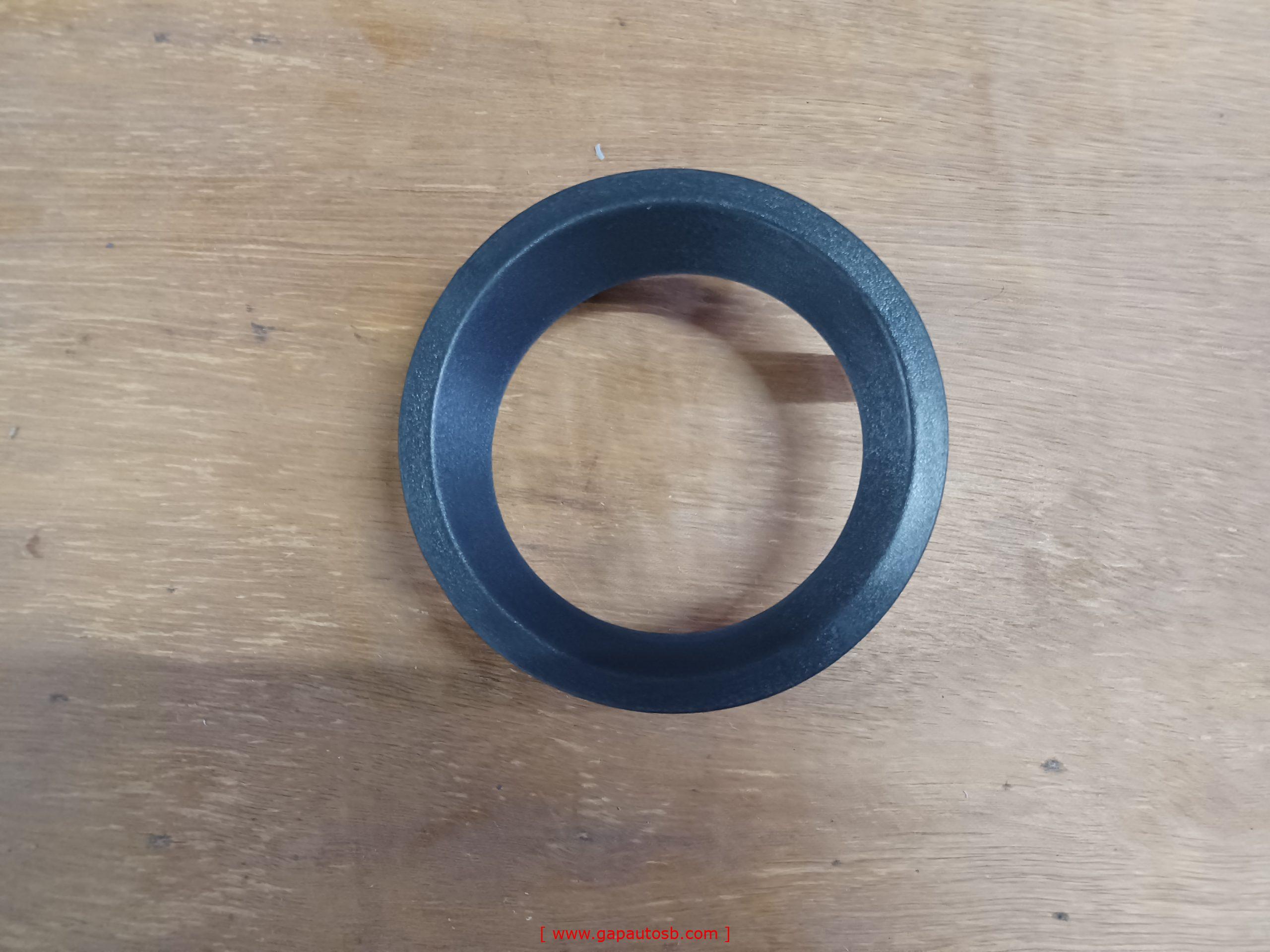 82335293 VOLVO FMX FOG LAMP RIM OUTER RH