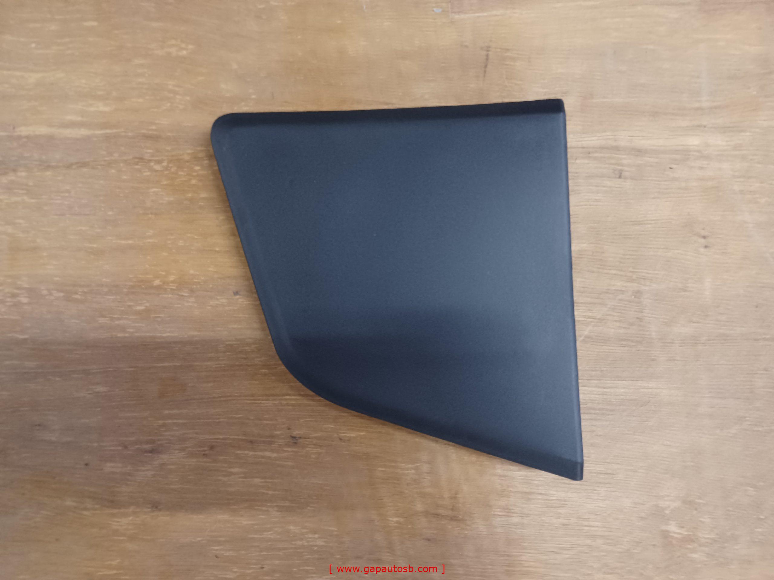 82266444 VOLVO FM11 FM13 FRONT LOWER GRILLE COVER DOWN RH