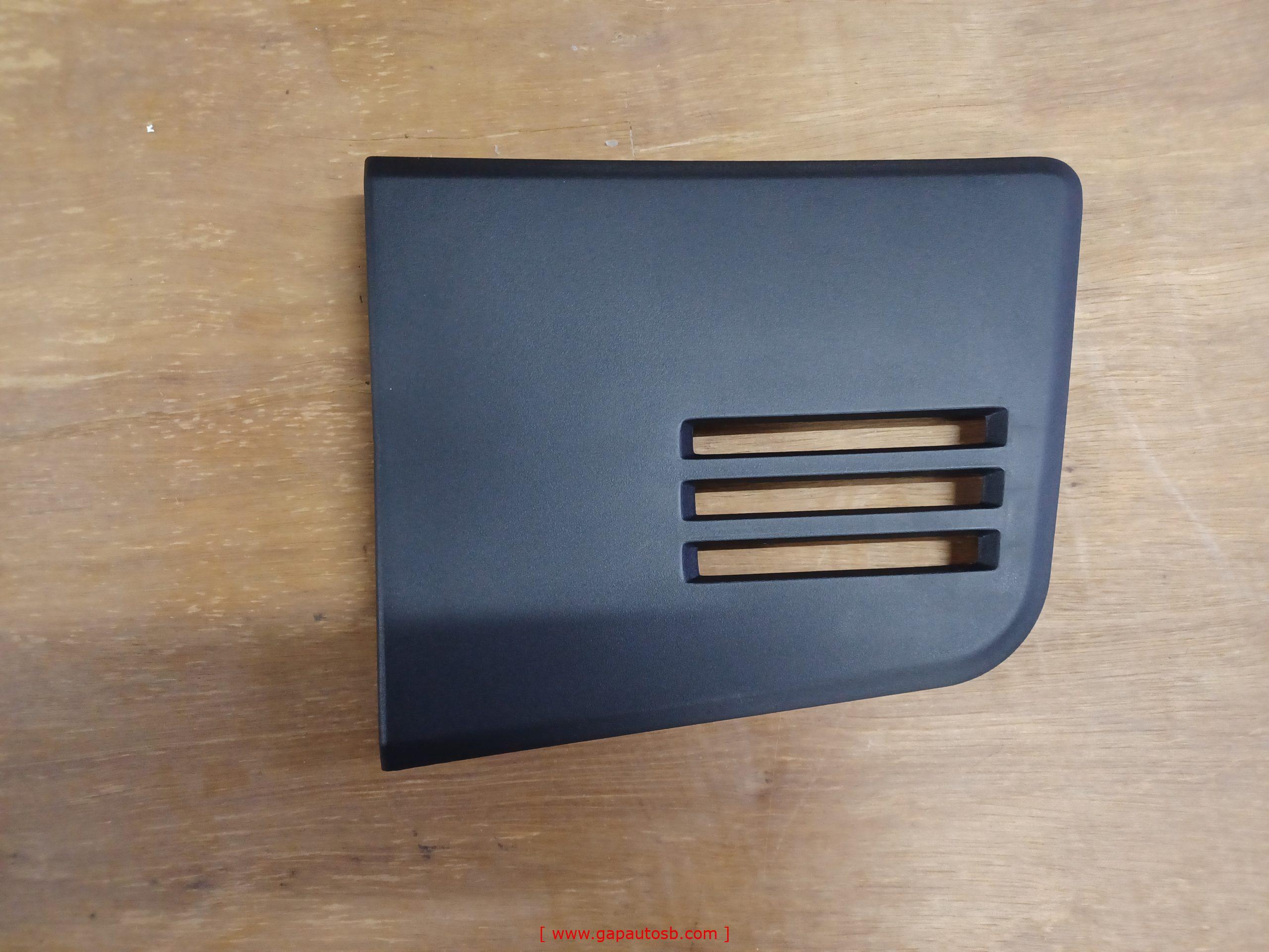 82266439 VOLVO FM11 FM13 FRONT LOWER GRILLE COVER UPPER LH