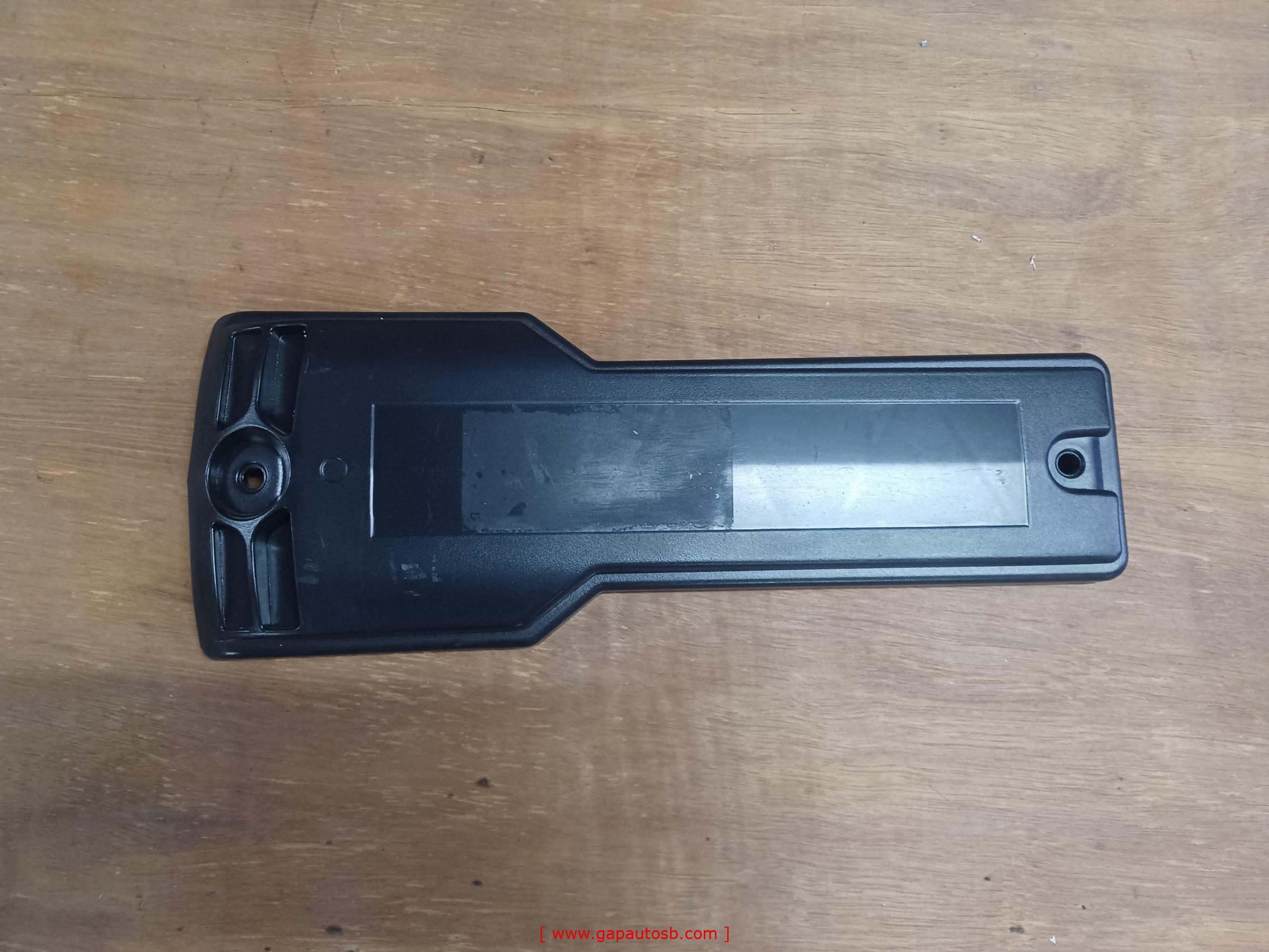 20881536 VOLVO FM V2 V3 CABIN HARNESS BOX COVER ONLY