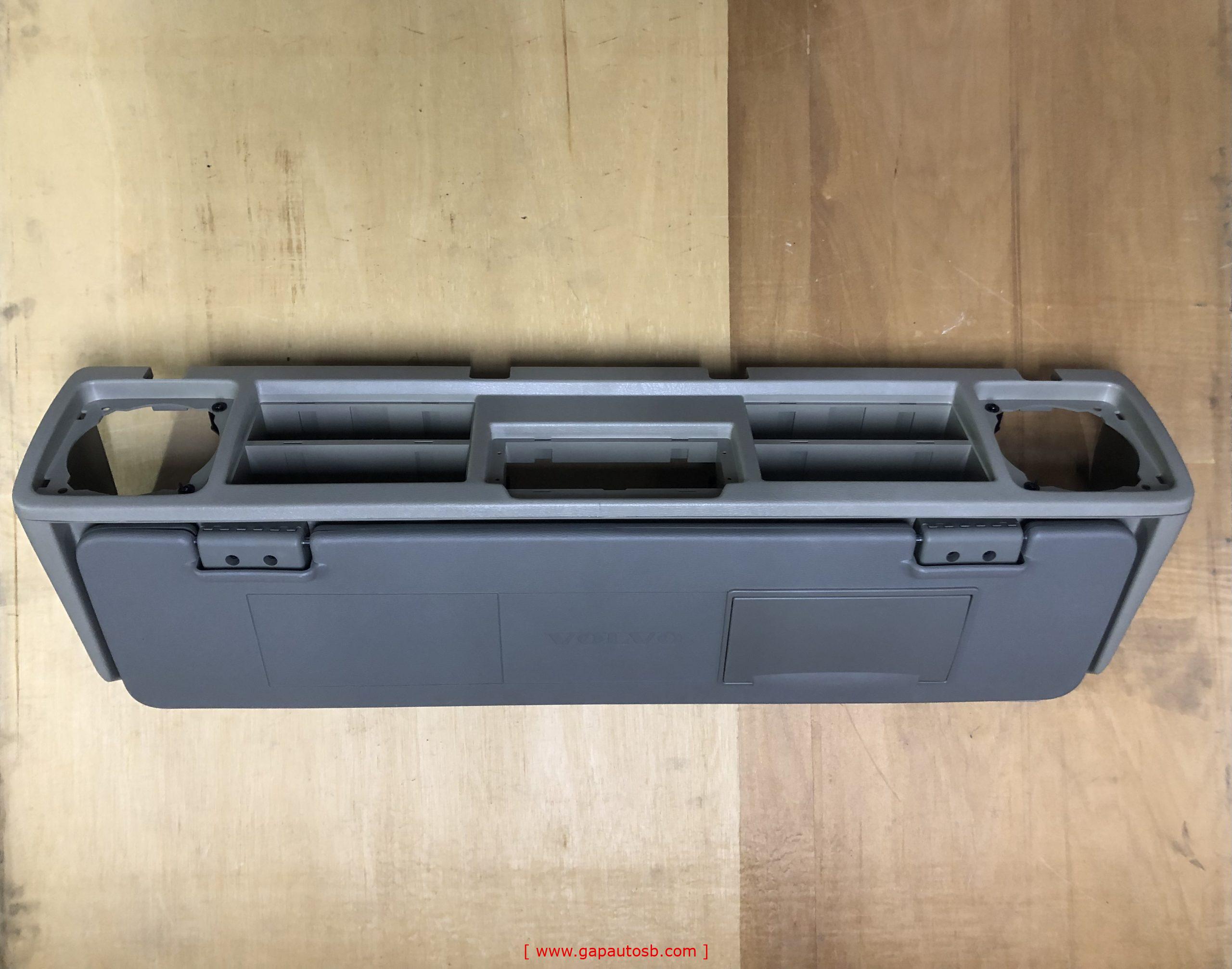 82426392 FM4 RADIO DASHBOARD BOX GENUINE