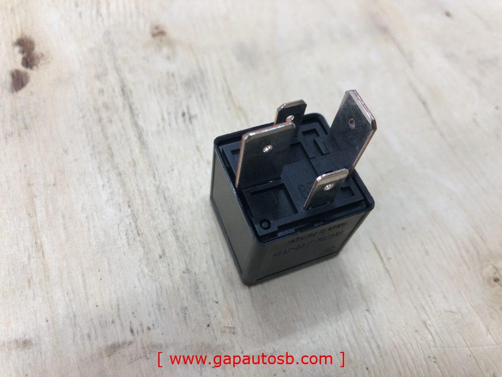 21255974 VOLVO FM FH RELAY GENUINE 4 PIN 2B 2S 1 D807EF92 471C 47D1 AF44 F82B896927A5
