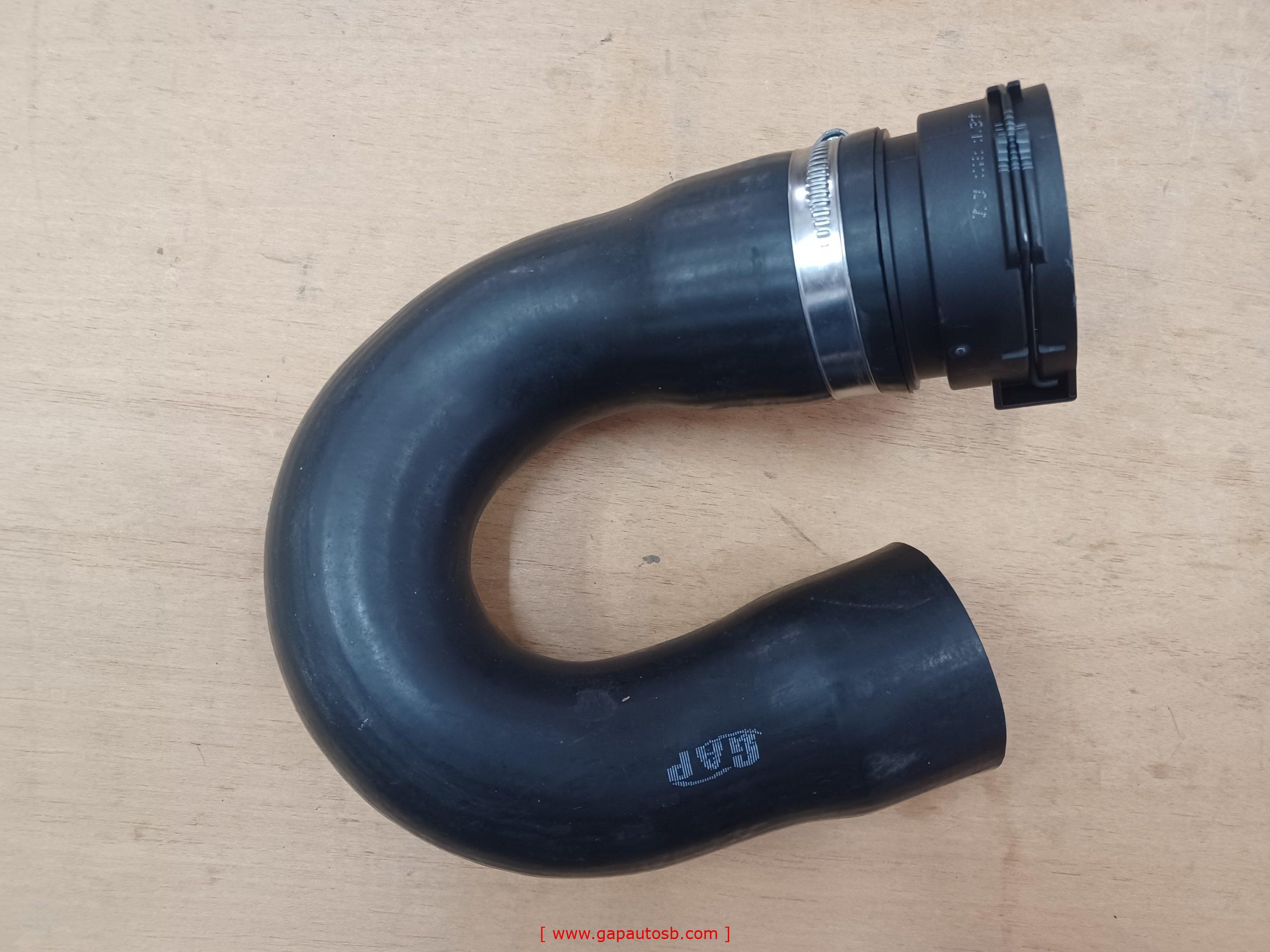 1511620 156.047 SCANIA R164 COOLANT HOSE WITH CONNETOR 57MMX500MM