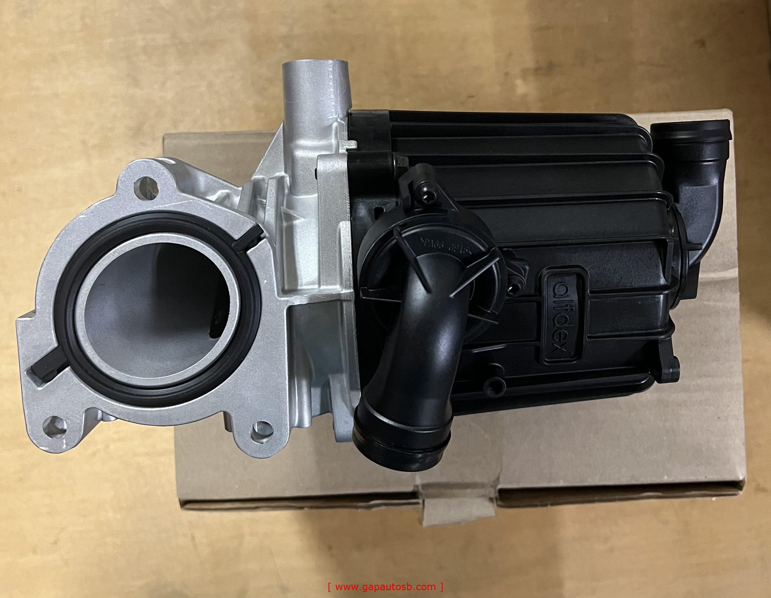 VOLVO FM11 OIL MIST ASSY GENUINE 22999818