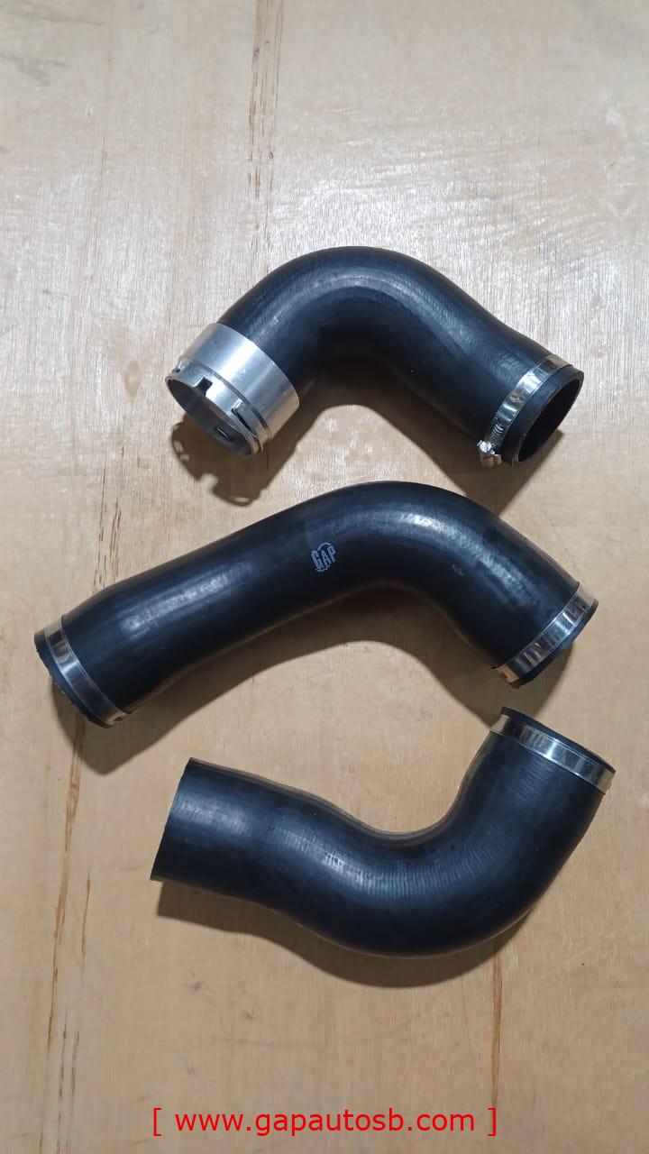 MERCEDES MP2 MP3 LOWER HOSE 025.725 9615000105