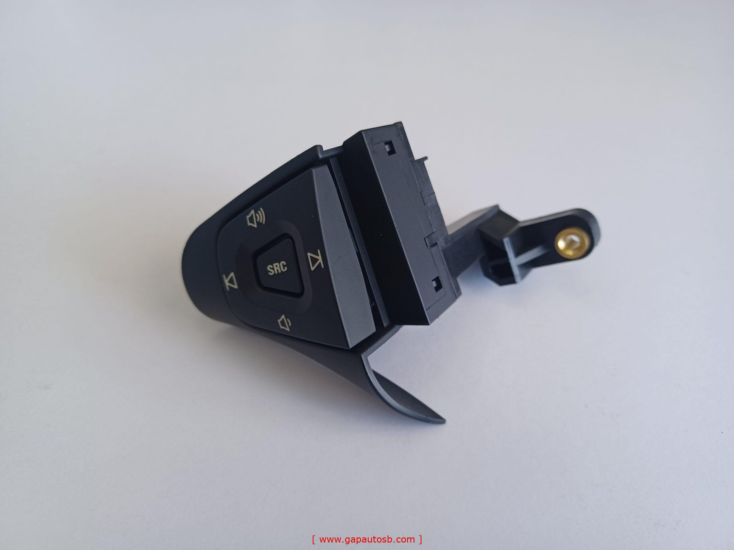 SCANIA P R G K SERIES PLAYER CONTROL SWITCH BUTTOM 1870909