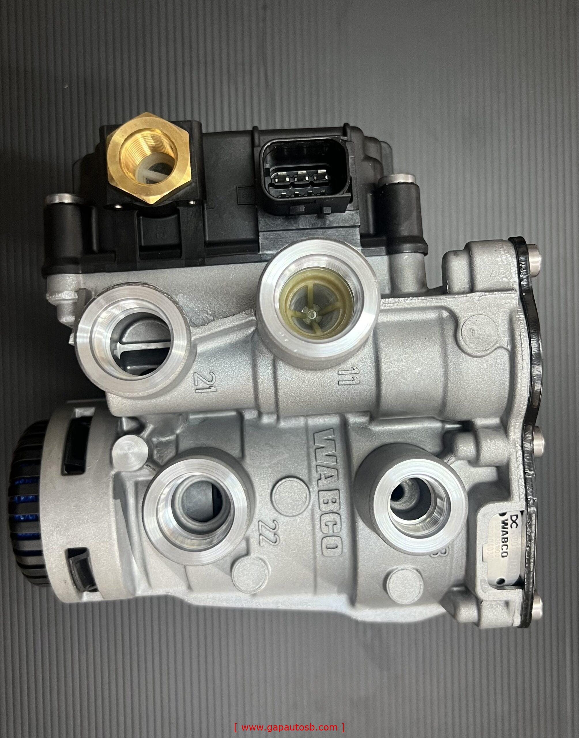 ACTROS MP4/MP5 TRAILER CONTROL VALVE GENUINE 3PIN BIG 4 PIN SMALL 0014311213