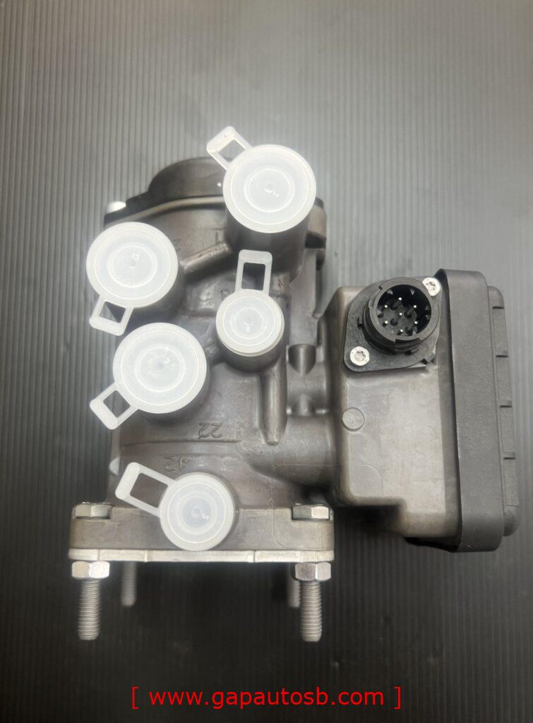 FM400 EBS TRAILER CONTROL VALVE KNORR 7PIN K020624/21122037/20456402 3 IMG 7151