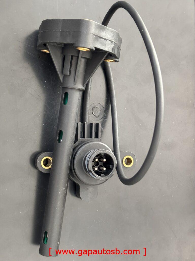 Volvo fm12 v2 oil sump level sensor dt 2.11173/21042447 1 IMG 7992