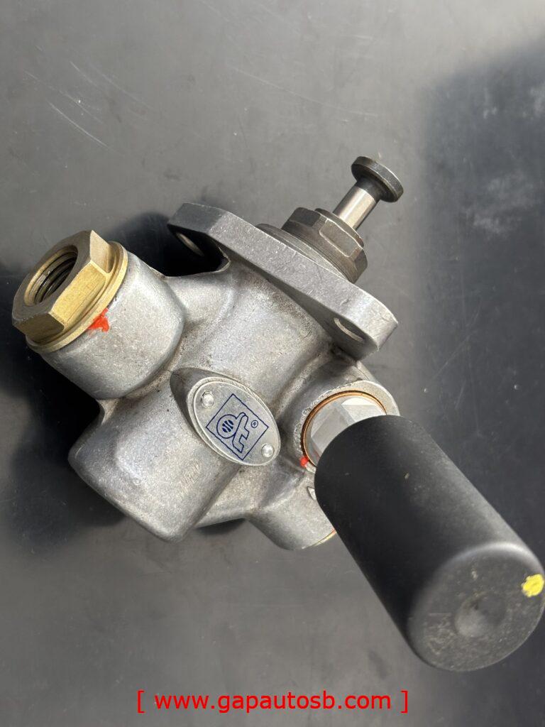 Volvo fl10 ac pump dt 2.12103/863474 1 IMG 8062