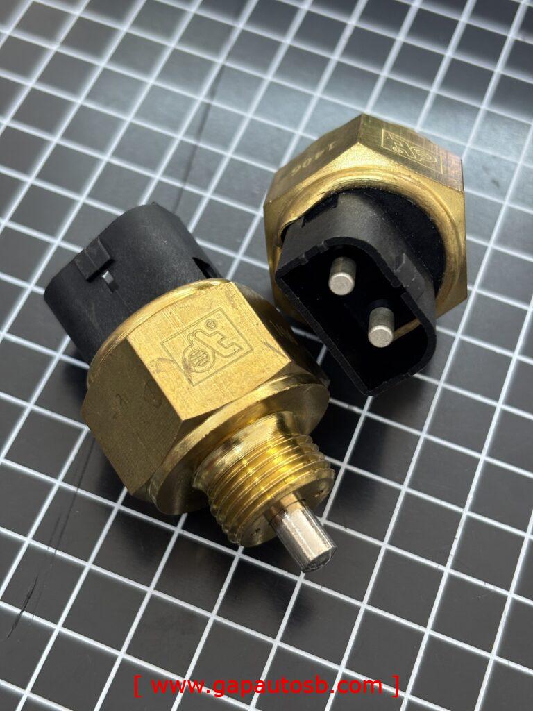 volvo fl10 reverse switch 2pin dt 2.25054/1594042 1 IMG 9210