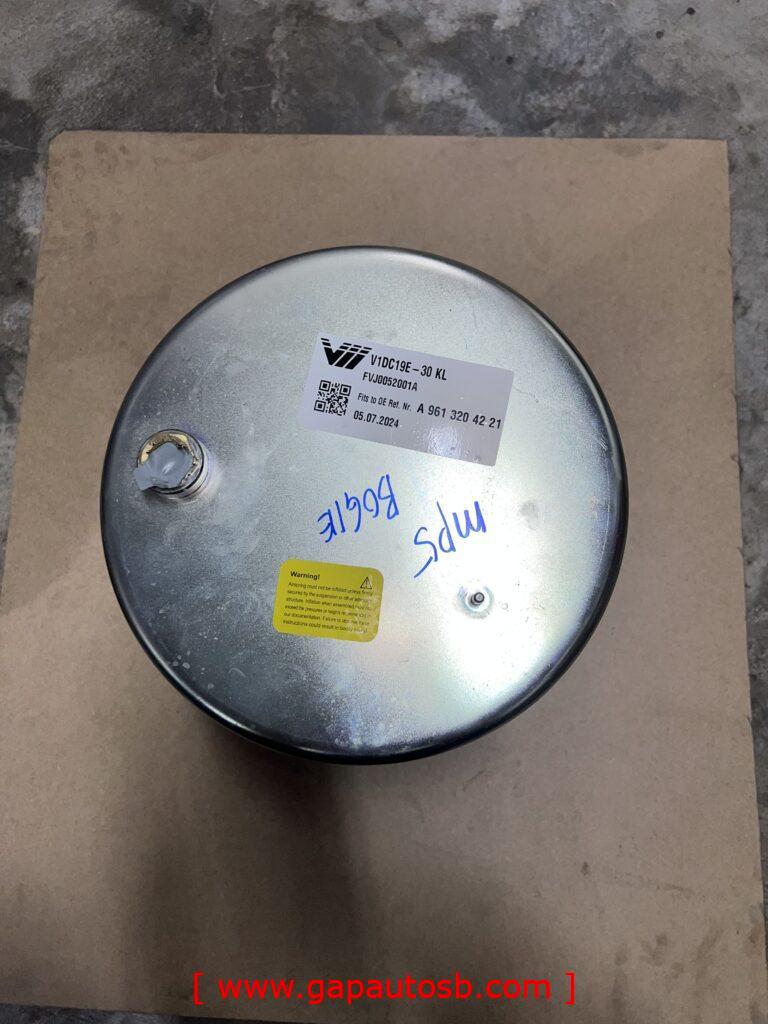 Mercedes ACTROS MP5 BOGIE AIR BELOW pIN LOWER 9613204221 1 IMG 5393