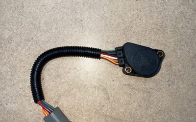 VOLVO FM12 V2 ACC PEDAL SENSOR 6PIN 84557621 / 2.16246DT