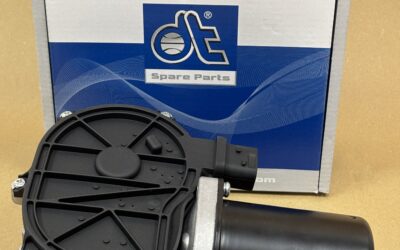 Scania 4 SCANIA NTG WIPER MOTOR SQUARE SOCKET 4 PIN DT BRAND 2558026/1.23590