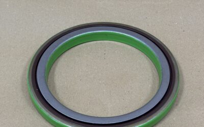 VOLVO FM12 pinion oil seal 110x23x145x10 dt brand 2.35250/20832385