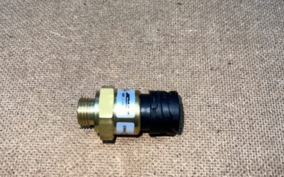 VOLVO FM12 AIR BELOW SENSOR 3pin 20803650