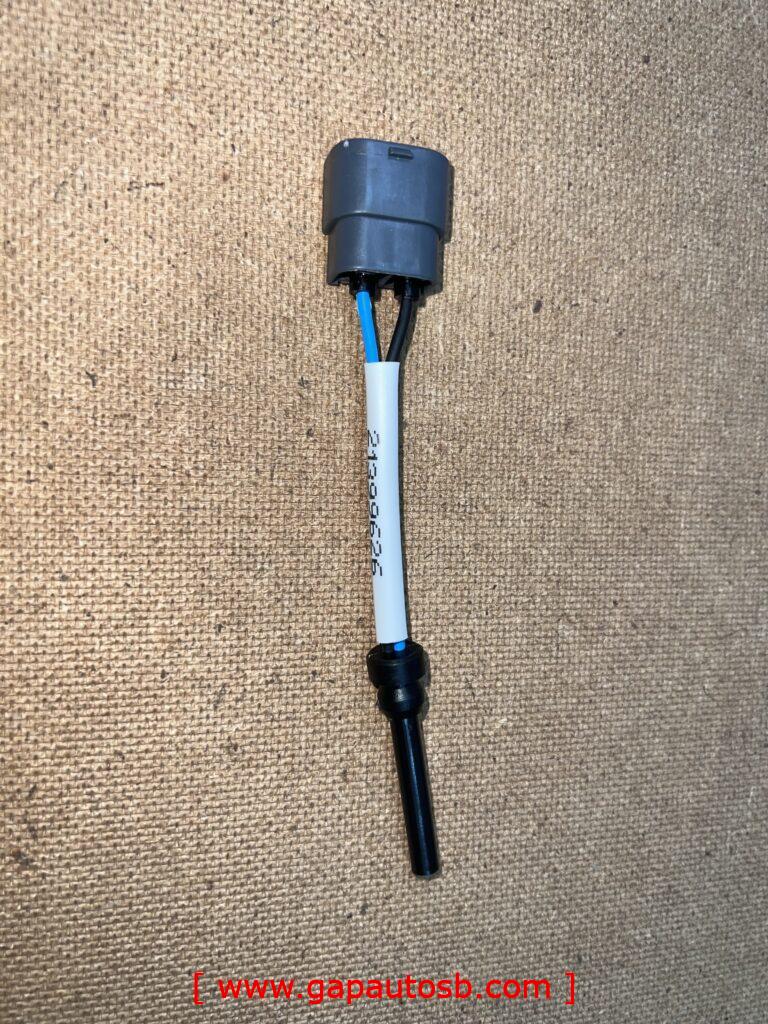 VOLVO FM12 / FM400 EXPANSION TANK SENSOR 21399626 2 IMG 6136