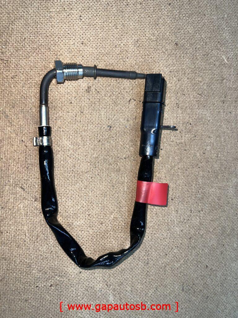 VOLVO FM4 EXHAUST GAS TEMPERATURE SENSOR 2PIN GENUINE 22035664 2 IMG 6189