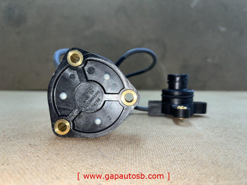 VOLVO FM400 OIL SUMP SENSOR GENUINE 23285701 3 IMG 6193