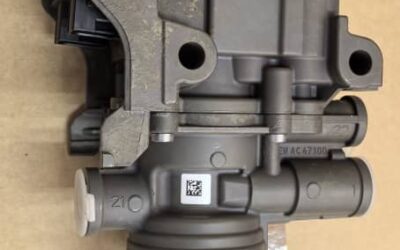 SCANIA EURO 6 MODULATOR EPB PARKING BRAKE VALVE 12pin KNORR K115007v04N50