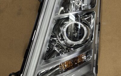VOLVO FM FH V4 HEAD LAMP projector type genuine 10pin 24159382 LH