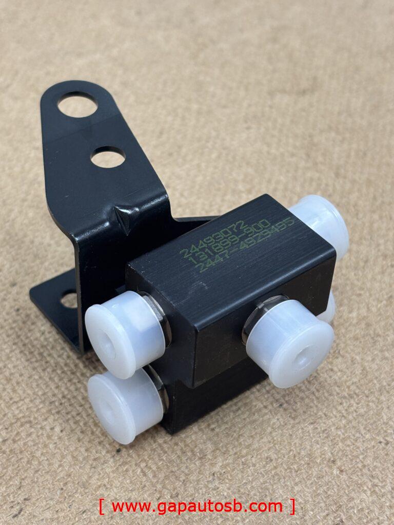 volvo fh4 connector block genuine 24493072 1 IMG 2256